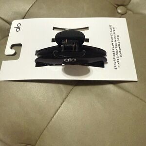 ALO Yoga Black Hair Clip